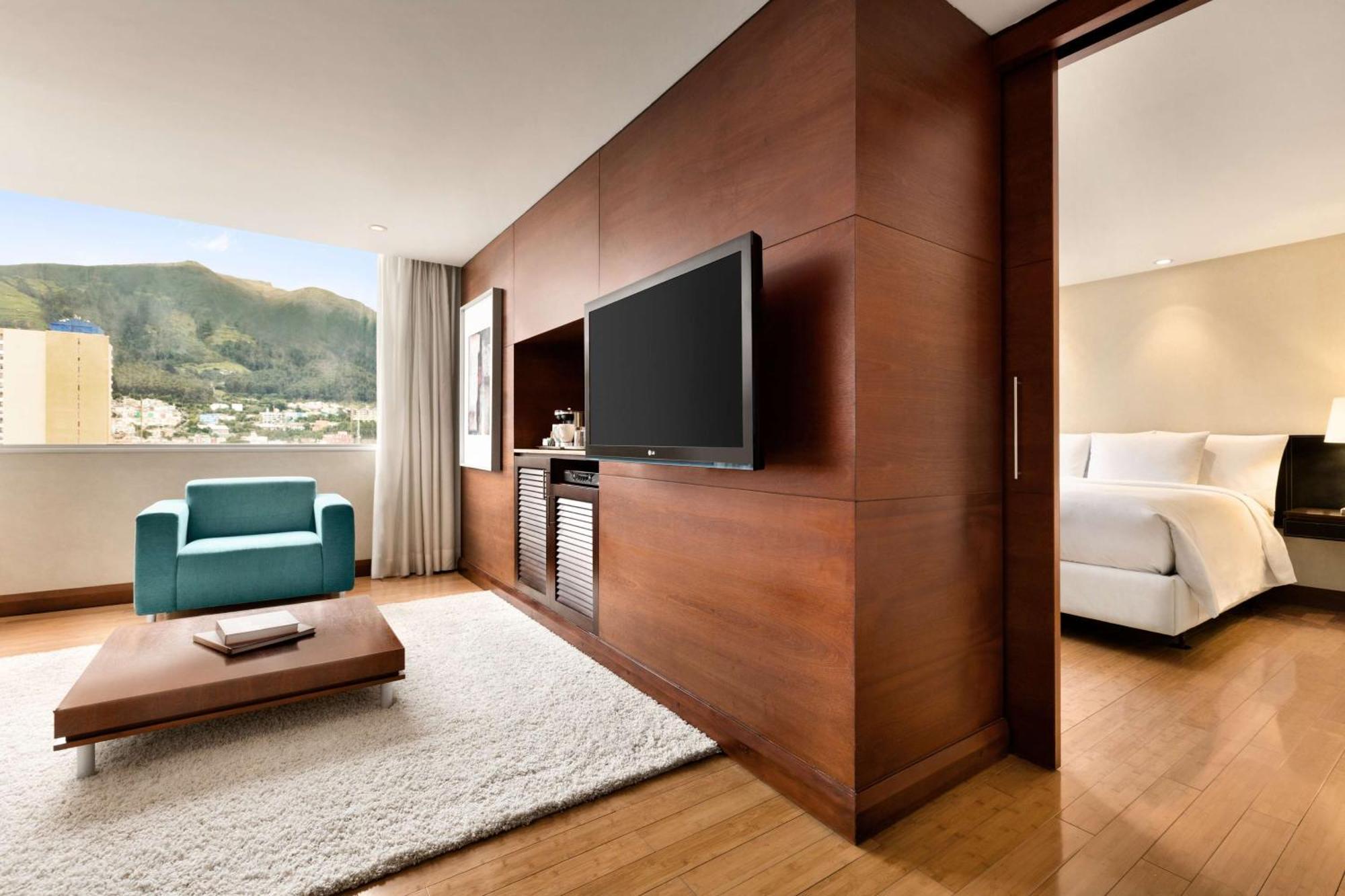 ฮิลตัน โคลอน คิโต Hotel กีโต ภายนอก รูปภาพ