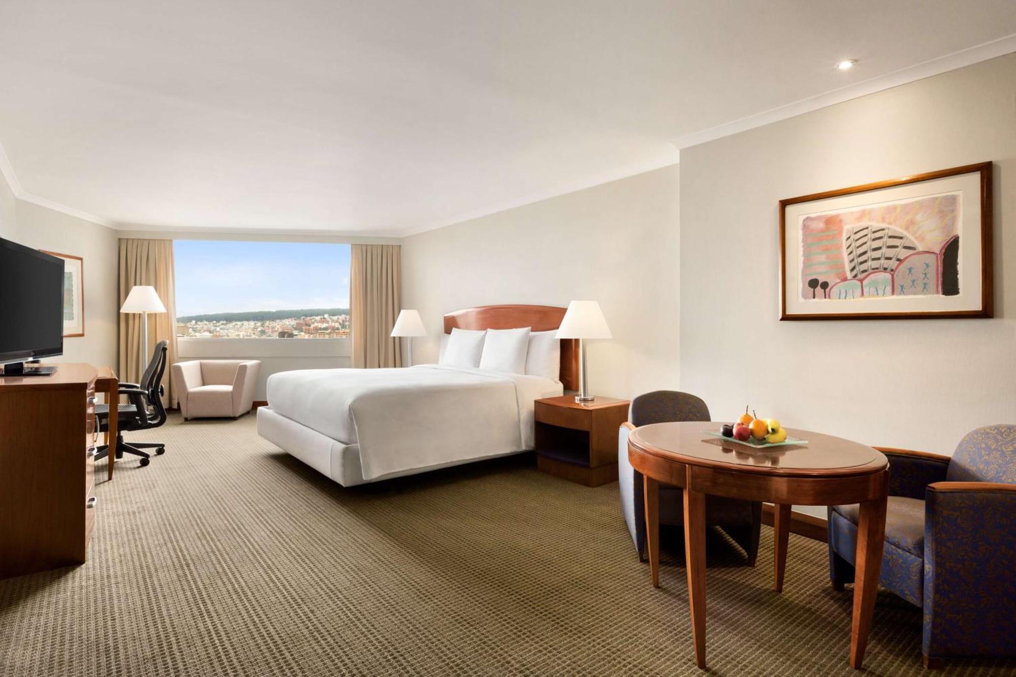 ฮิลตัน โคลอน คิโต Hotel กีโต ภายนอก รูปภาพ